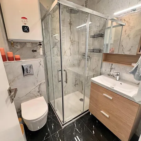 Stylish & Bright Studio, 2 Min Sea, 5 Min Airport * Nice